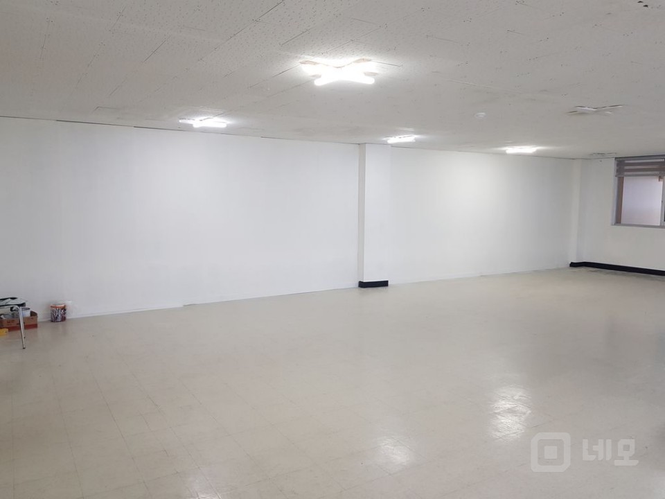 역세권내부칸막이주차편리 탁트인사무실 법인사무실로 강추 매물의 4번째 사진