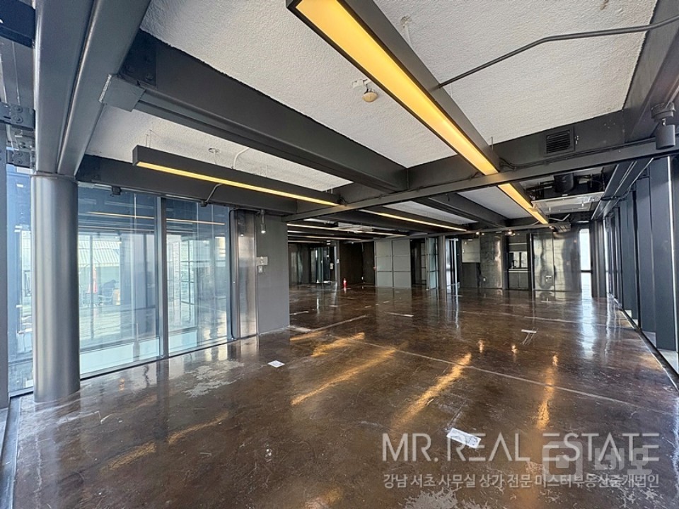 신사동 도산대로이면 무료2대 내외관세련된 건물 매물의 4번째 사진