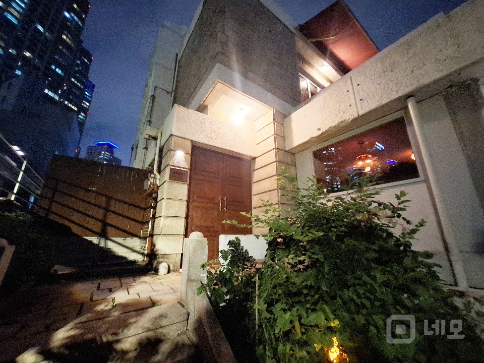 🍷 올리모델링 단독 와인바 매물! 🏛️ 매물의 7번째 사진