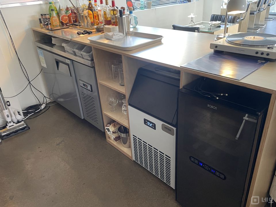 시설집기포함, 최상급 인테리어 완비된 서교동 루프탑바 매물의 6번째 사진