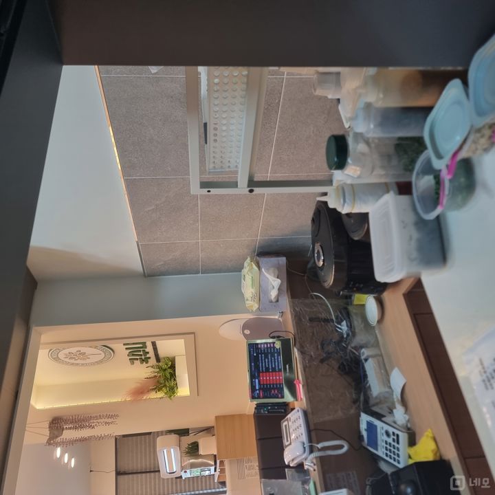 와촌동 초역세권 대로변 1층 단지내 상가 국수매장 매물의 2번째 사진