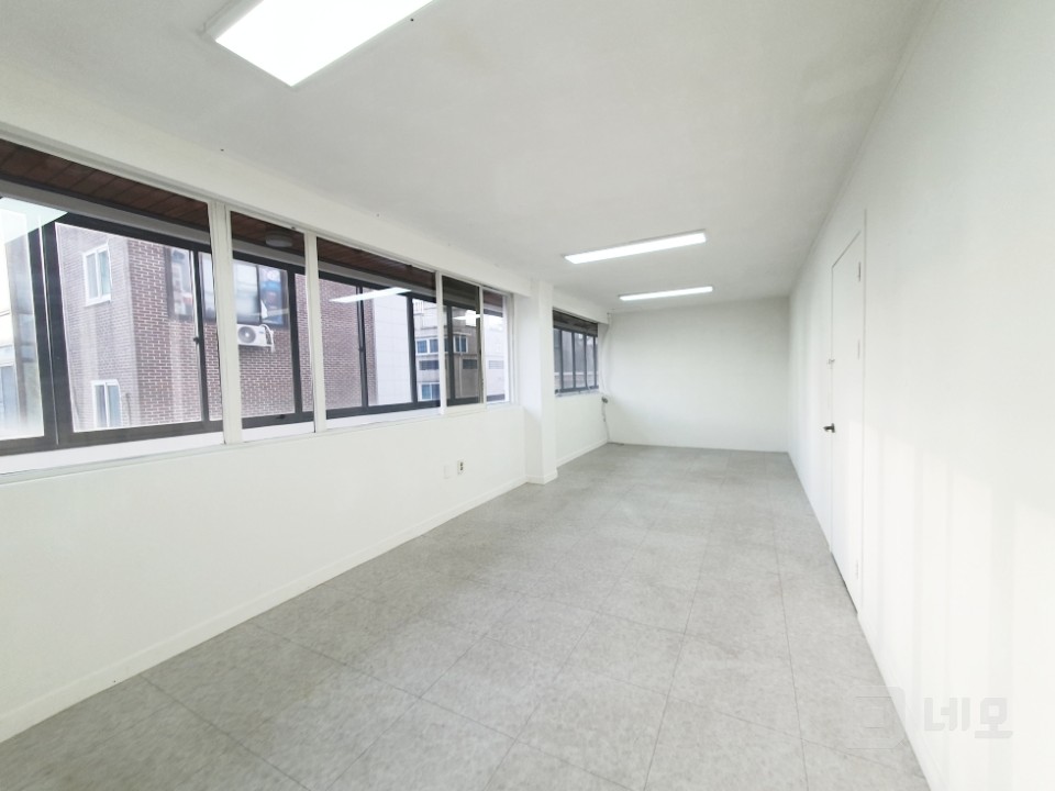 GATE 무권리 망원역 도보 5분 엘베있는 가성비 뛰어난 사무실 매물의 6번째 사진