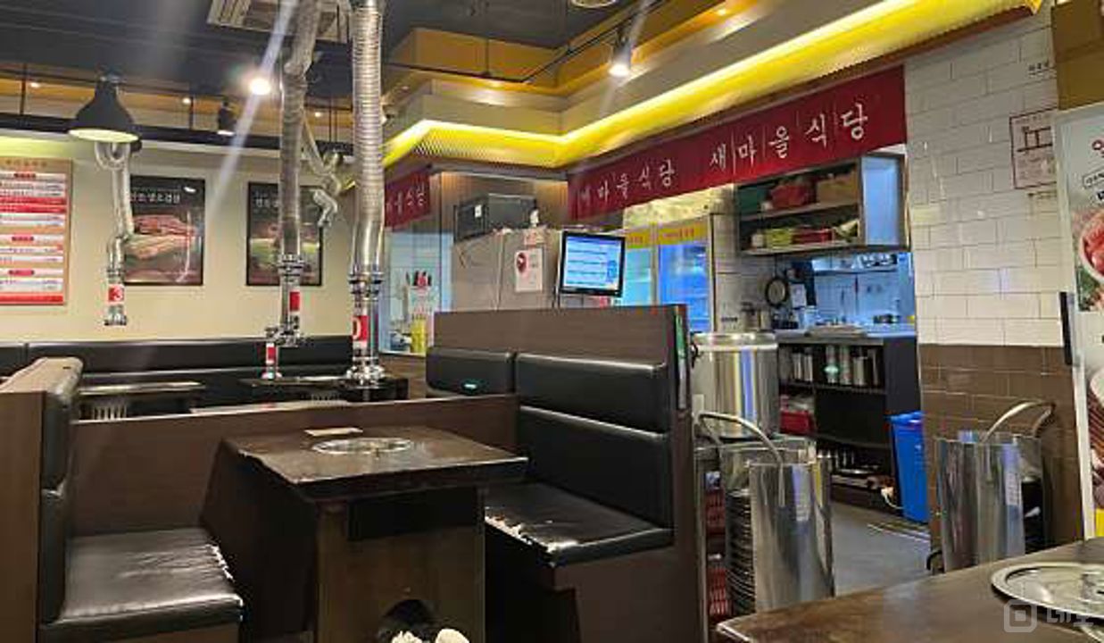 마곡동 대로변에 위치한 음식점 매물의 2번째 사진