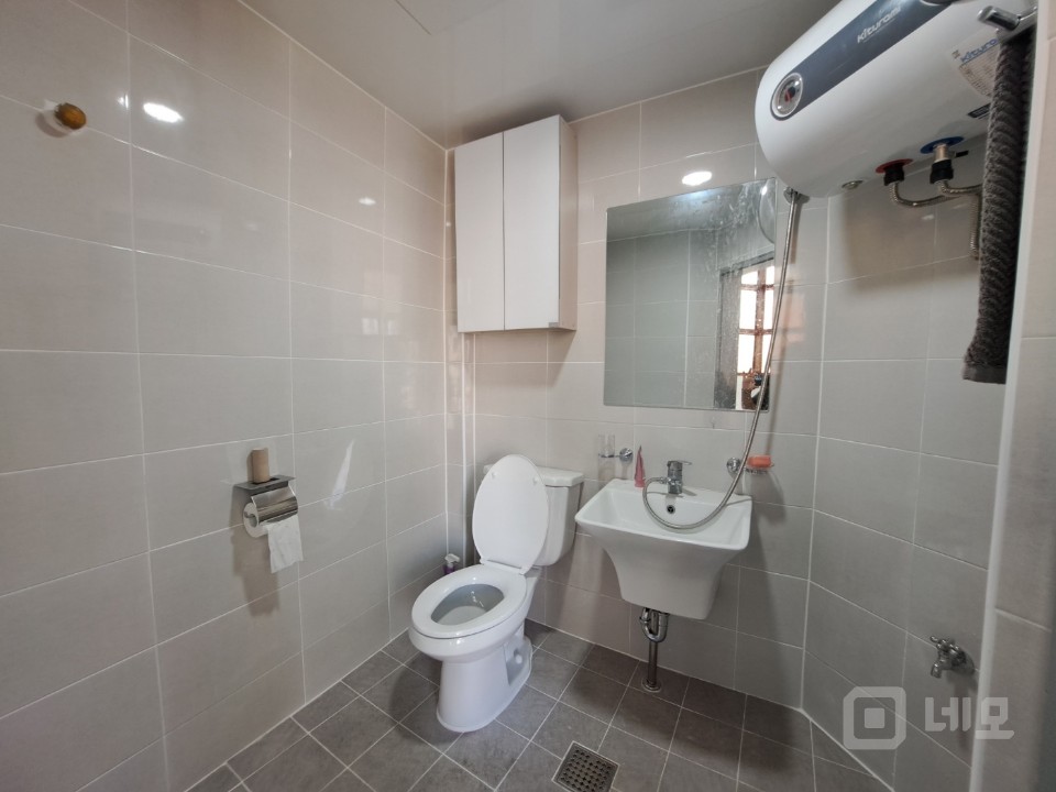 가성비 좋은 6층 룸 있는 사무실 매물의 1번째 사진