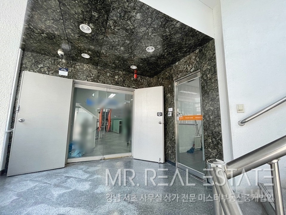 역삼역3분.주차가능.S급가성비사무실.내외관컨디션ACE 매물의 17번째 사진