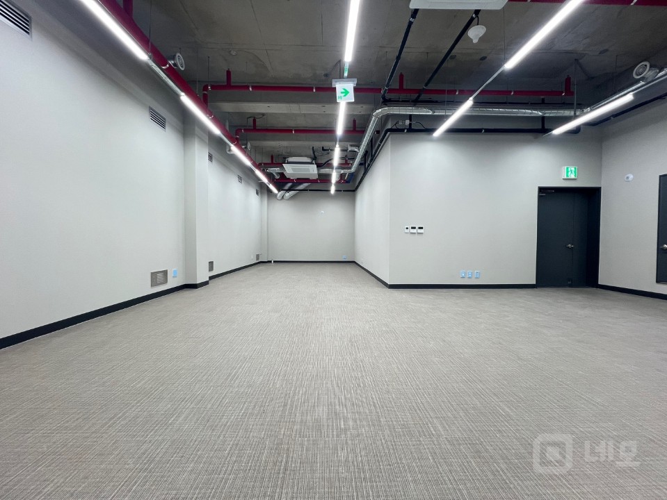 💕마포 I 합정역세권 I 무권리 I 통임대 매물의 8번째 사진