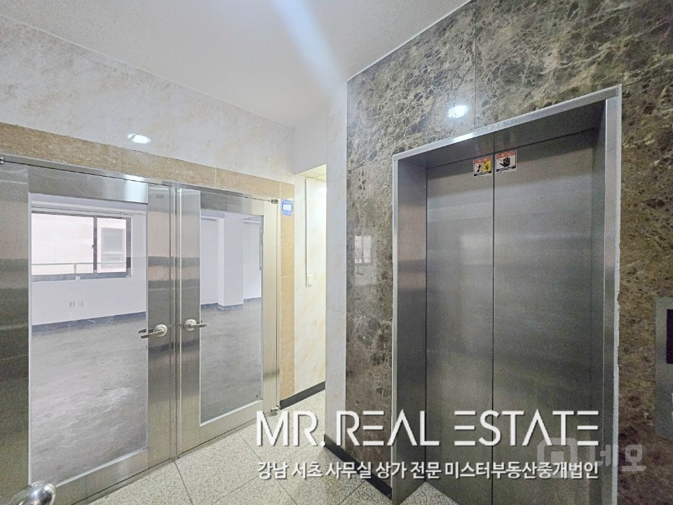 역세권, 가성비갑, 오픈형 천장, 엘리베이터 유, 무료주차1대 매물의 10번째 사진