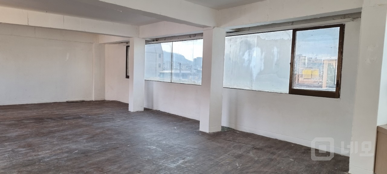 신당동 3분거리 4층 사무실,창고,공장,엘리베이터,주차가능 매물의 4번째 사진