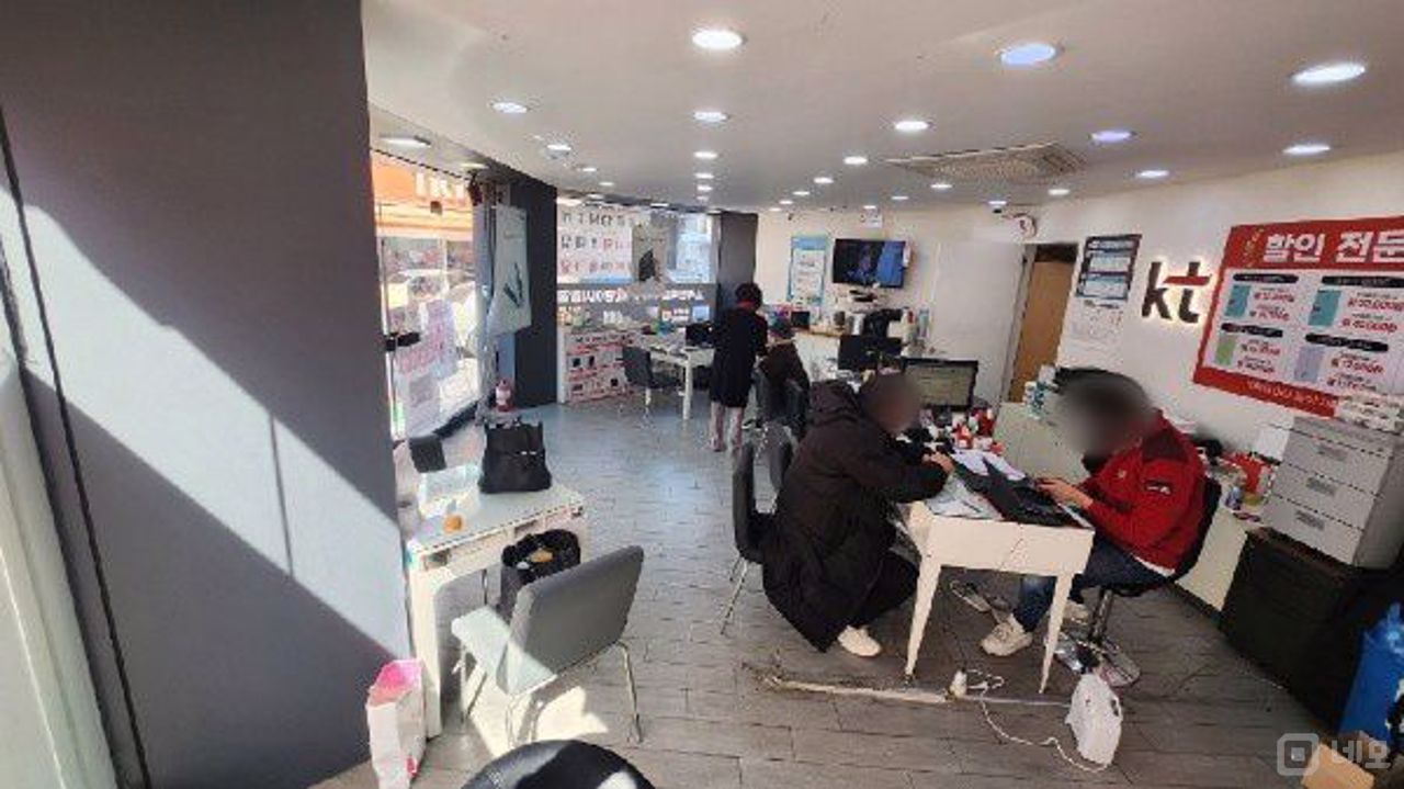 방이동 역세권, 유동 인구 많은 위치 1층 상가 매물의 4번째 사진