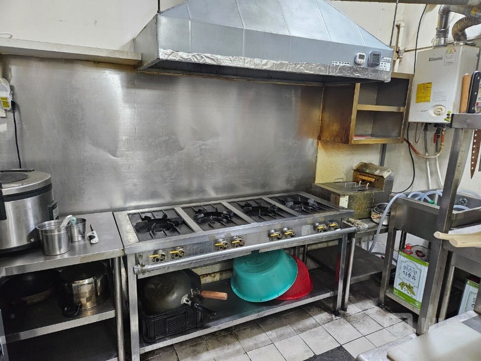 🍛 관악구 쑥고개로 중심라인, 1층 배달 맛집 상가 임대 매물의 7번째 사진