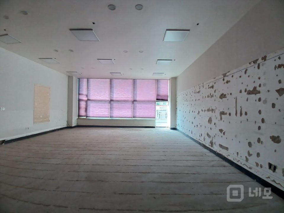 무권리, 정자동 중심상가 층고 높아 소형 체육관련 시설 최상 매물의 1번째 사진