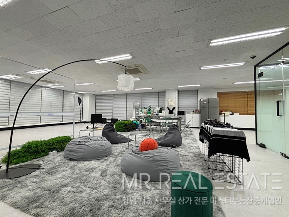 역삼역1분초역세권.가성비ACE매물.자주식무료1대.인테리어사무실 매물의 14번째 사진