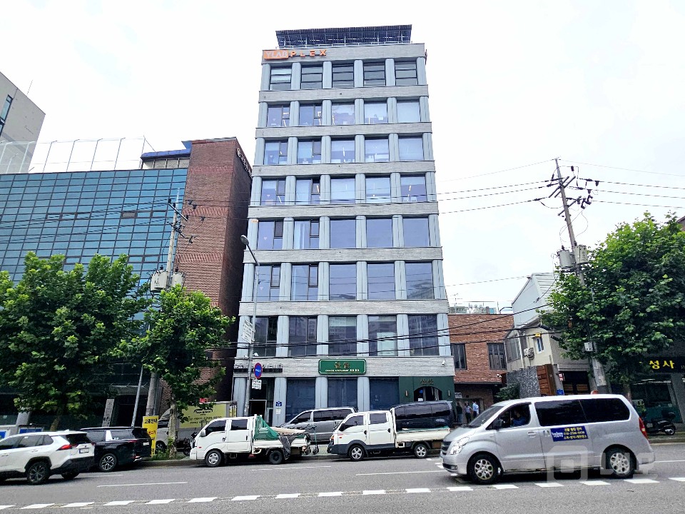 I세븐I 합정역2분 신축급 대로변 오피스 임대 매물의 18번째 사진