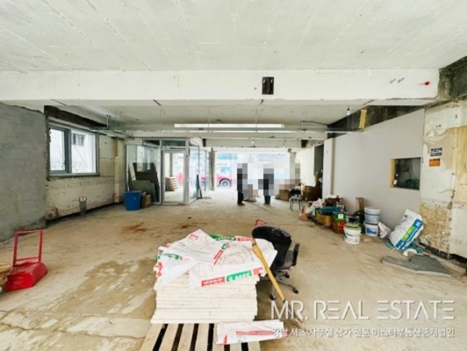 신축컨디션, 리모델링건물, 층당 면적 좋음, 역에서 매우 가까움 매물의 11번째 사진
