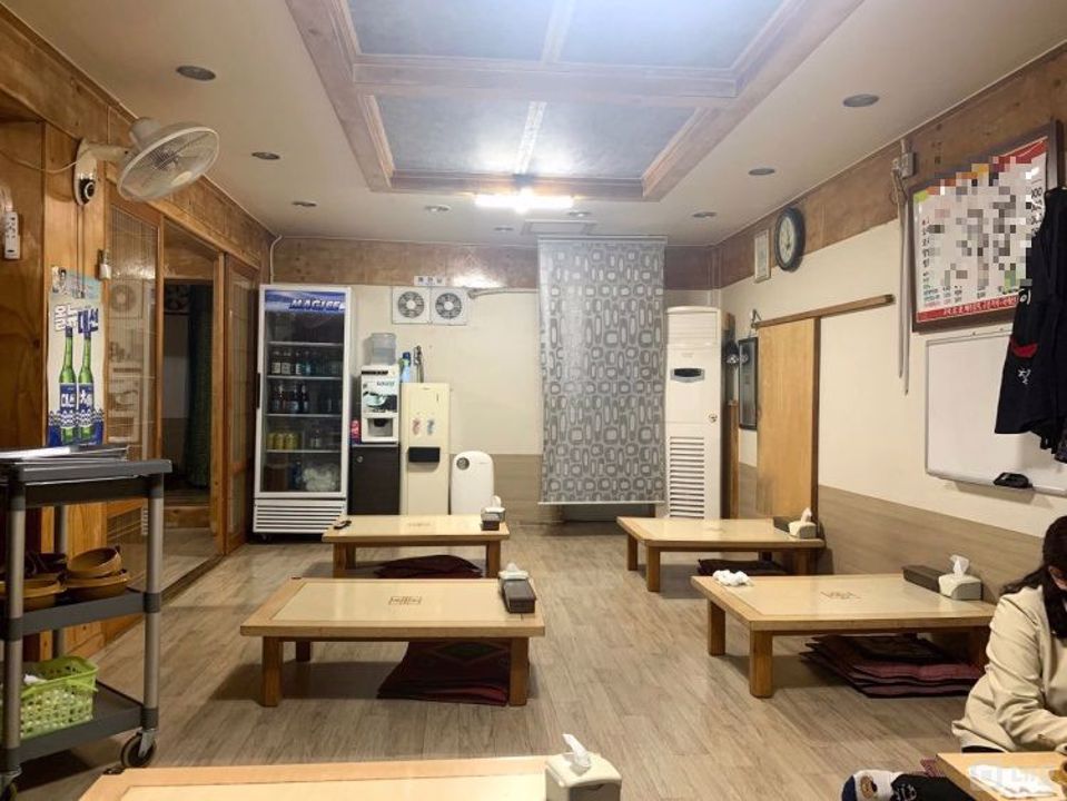 연제구에 있는 한식점 임대 매물입니다 매물의 1번째 사진