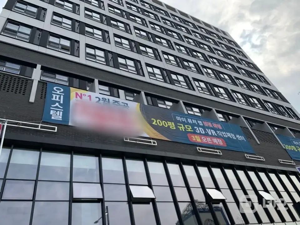 유동인구 풍부한 풍무동 핵심상권, 넘버원리치안 2층 상가 매물의 21번째 사진