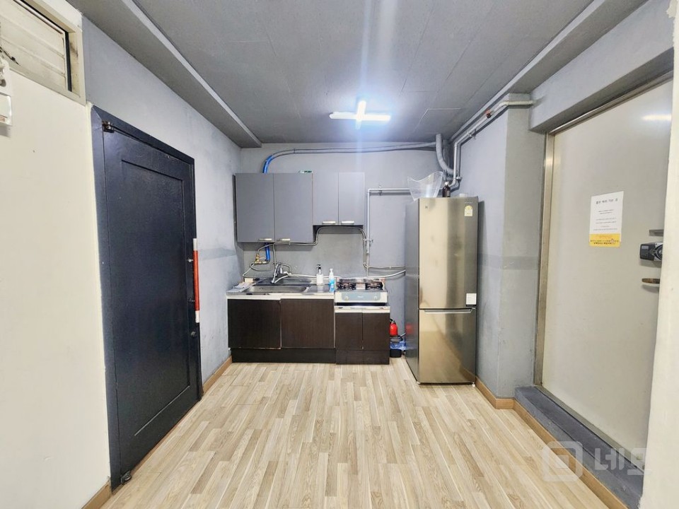 🎃논현역 시설 깔끔한 파티룸🎃 매물의 10번째 사진