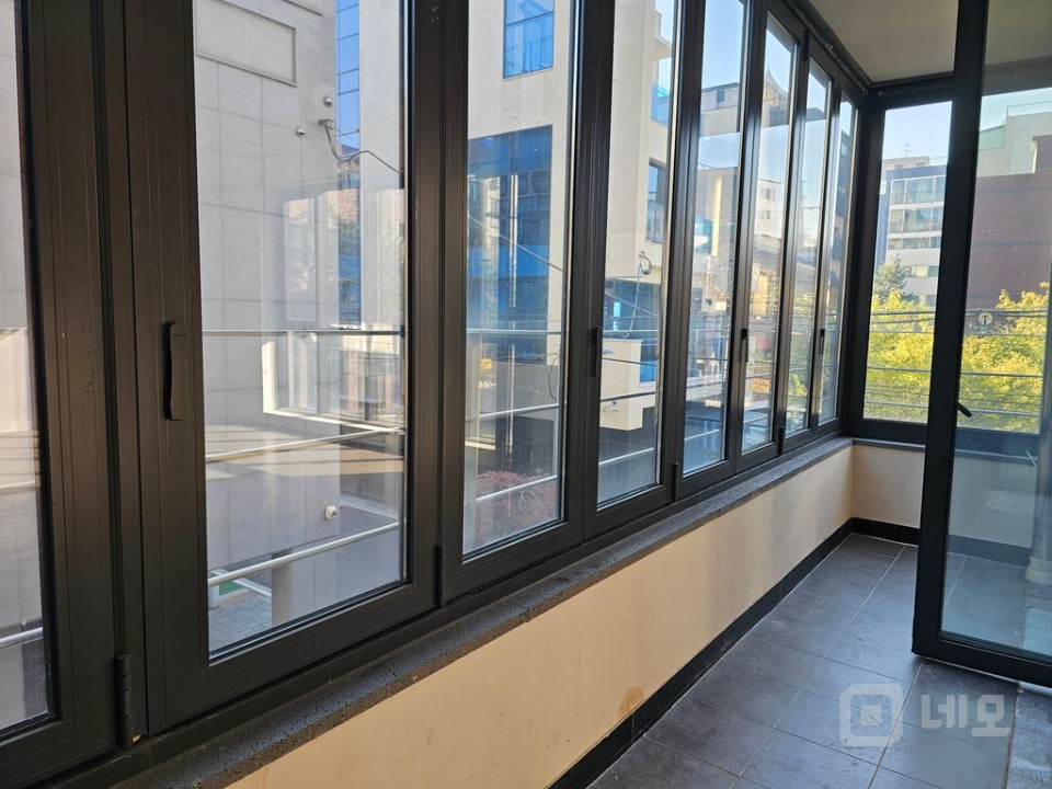 2층 사무실 전체사용 현재공실 매물의 6번째 사진