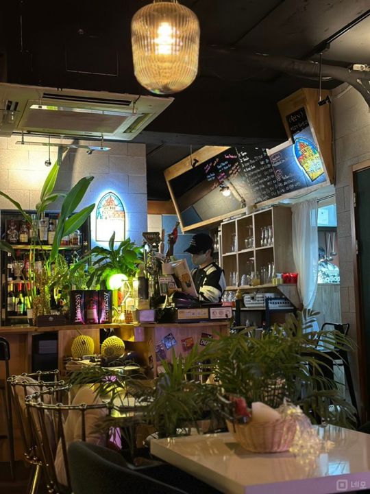 합정역 도보 7분 홍대 상상마당 건너편 호프집 매물의 4번째 사진