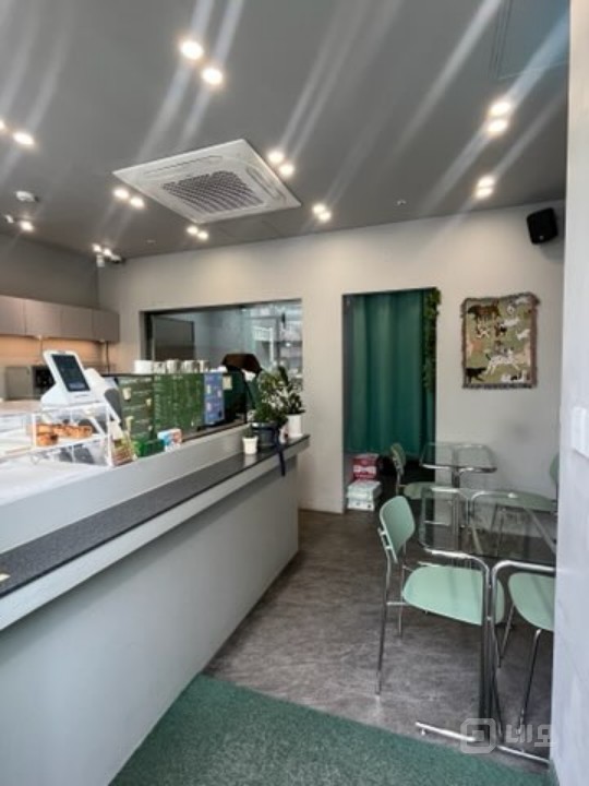 초역세권 대로변으로 가시성좋은 1층 카페 매물의 10번째 사진