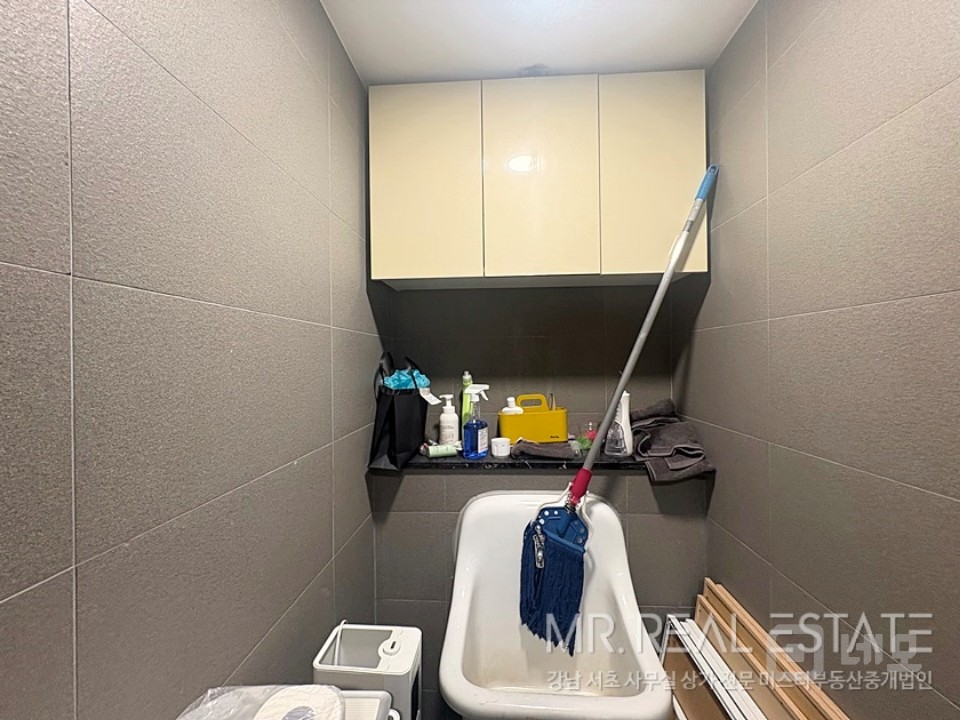 역삼역3분 ACE인테리어 통유리 뷰맛집 매물의 14번째 사진