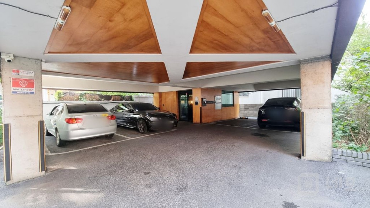 조용한 입지 환경 신축급 외관 확 트인 개방감 좋은 공간 매물의 10번째 사진