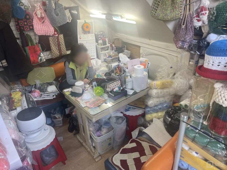 행당동 학세권, 아파트 항아리 상권에 위치한 뜨개질 공방 매물의 1번째 사진