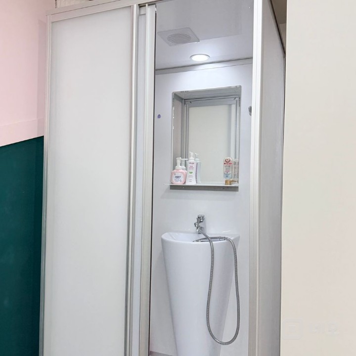 구의역 10초 초역세권, 주차가능, 엘베있음, 20평 뷰티샵양도. 매물의 9번째 사진