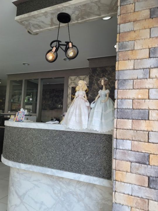 시설집기 포함, 인테리어 완비된 문발동 미용실 매물의 4번째 사진