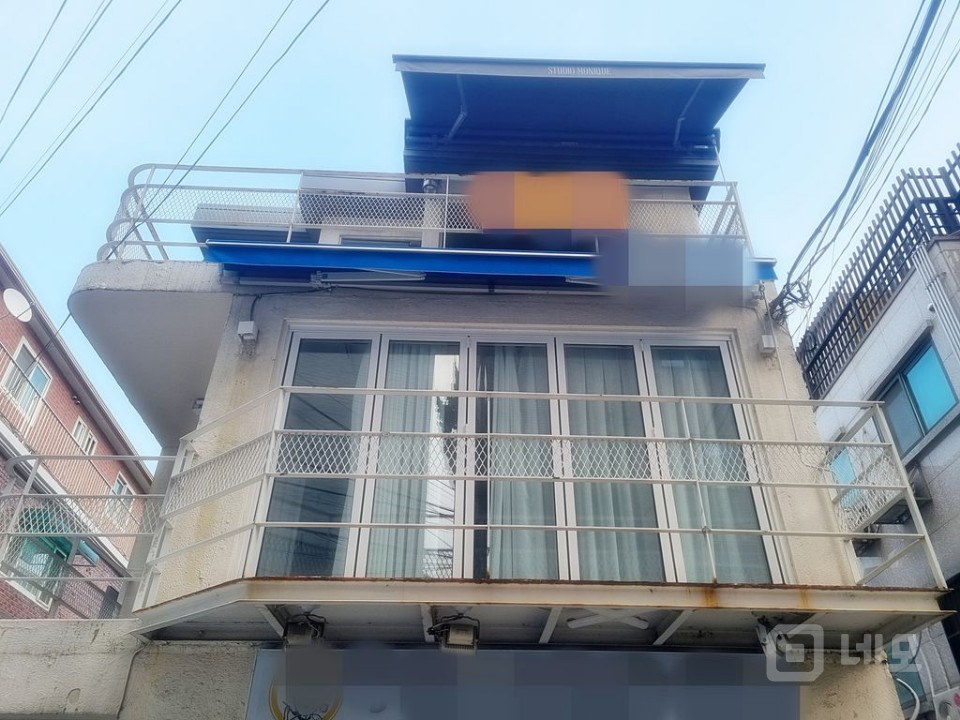 홍대 땡땡거리 빈티지스타일 가성비 좋은 테라스상가사무실!! 매물의 18번째 사진