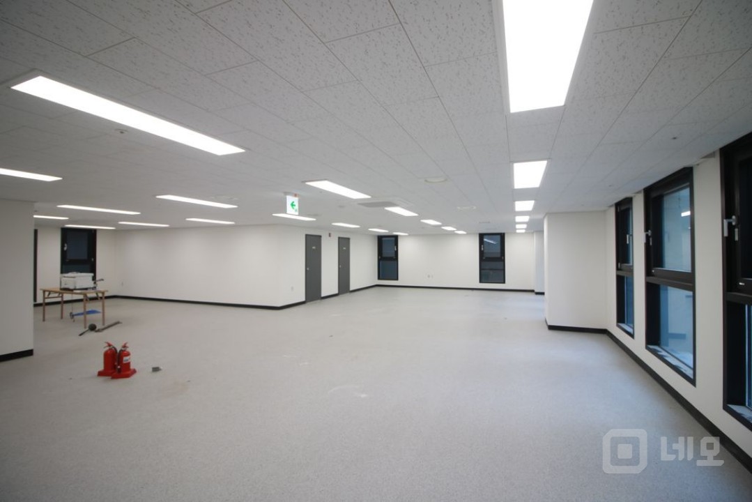 신림역 넓은 사무실 좋습니다.  매물의 4번째 사진