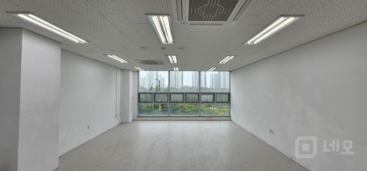 뻥 뷰 저렴한 월세 굿 매물의 3번째 사진