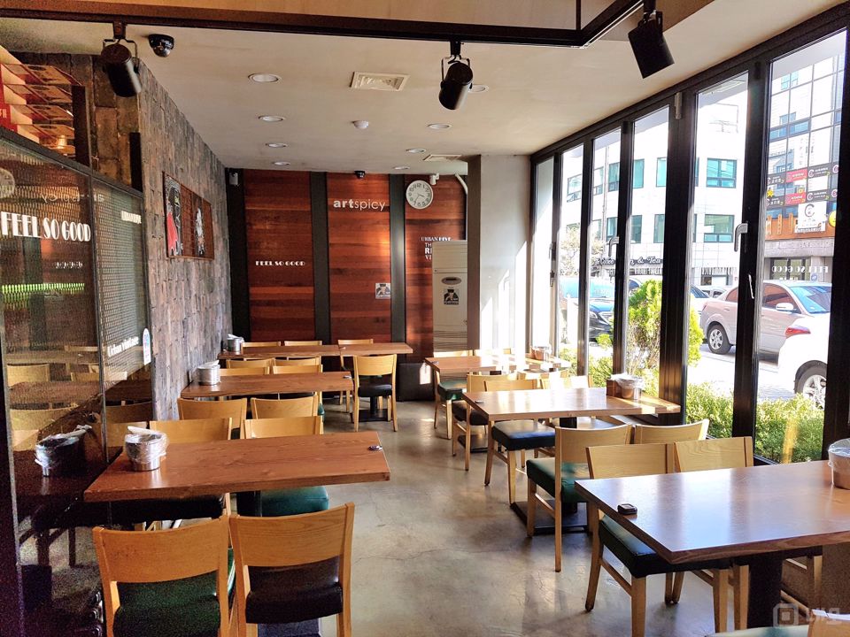 단골 손님 많은 도곡동 치킨호프집 매물의 4번째 사진