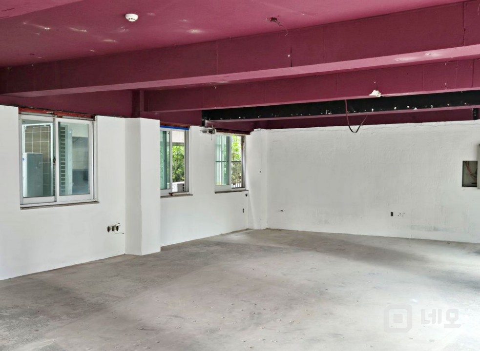 RISE 무권리 1층 망원역 인근  매물의 8번째 사진