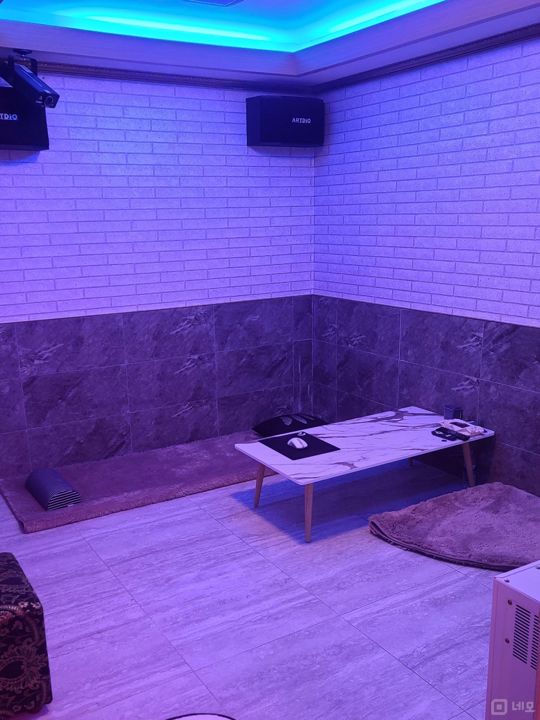 관리가 너무 잘 된 청파동3가 노래주점 매물의 2번째 사진