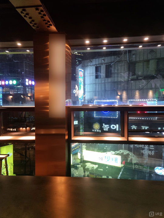 인덕원역 역세권, 인테리어 완비된 관양동 3층 BAR 매물의 3번째 사진