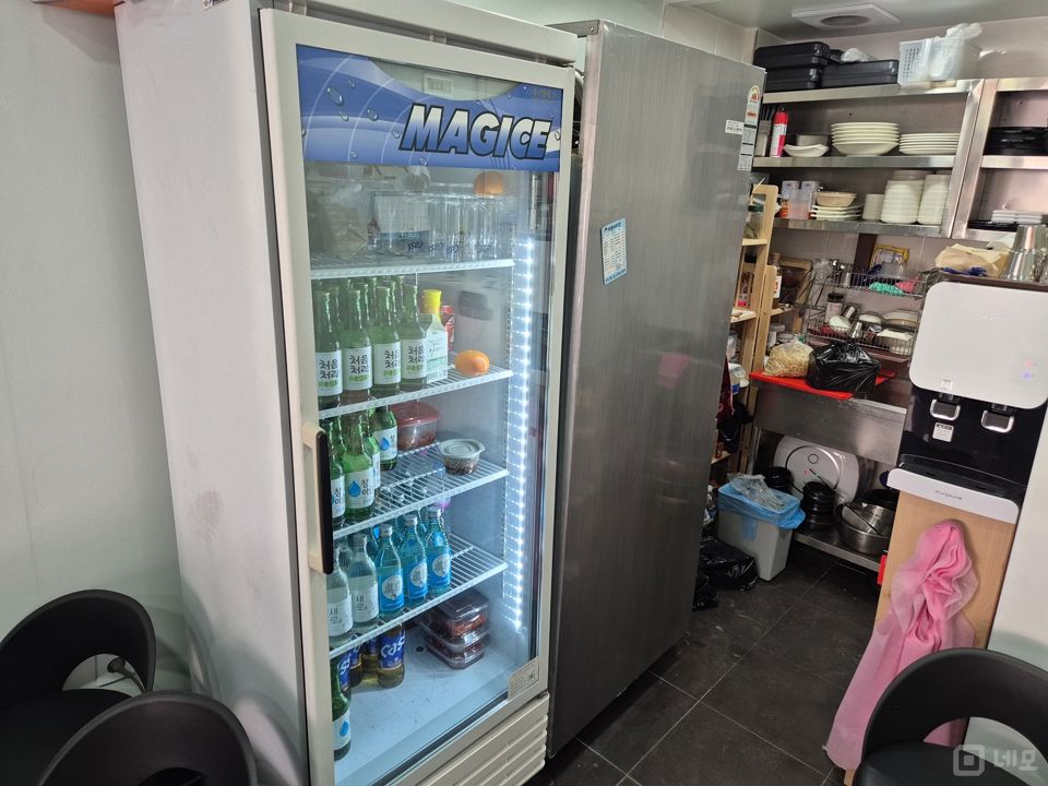 전농동 대로변에 위치한 실내포차 매물의 2번째 사진