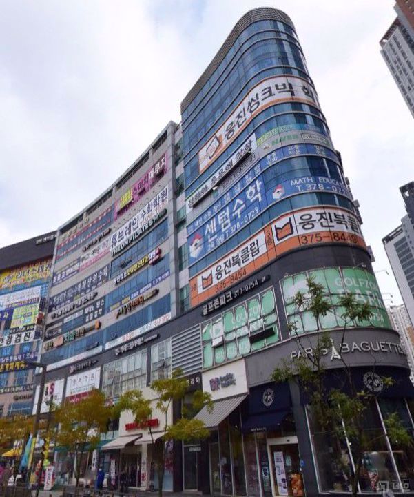 대로변 1층, 유동인구 많은 청계동 휴대폰매장 매물의 5번째 사진