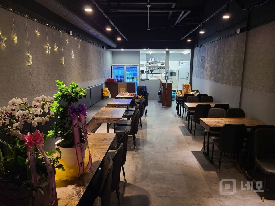북아현동 알짜배기 호프집 매물의 1번째 사진