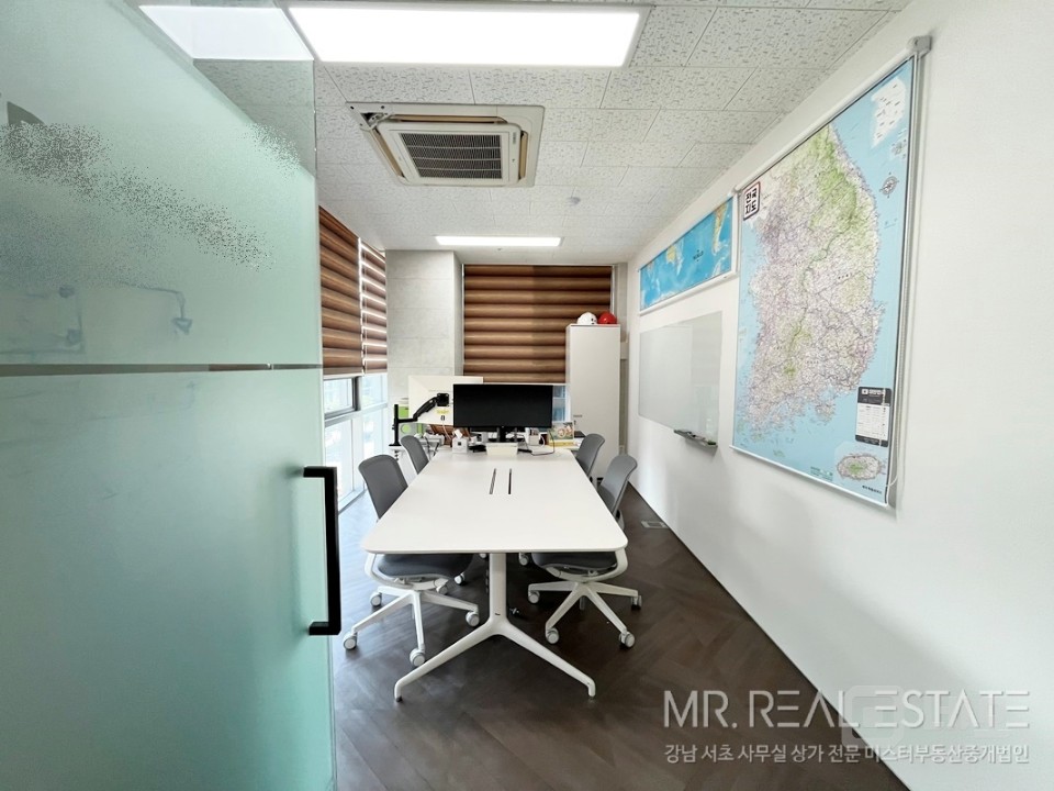 언주역1분 주차2대 완벽인테리어 대로변 단독층 통창 ACE 매물의 6번째 사진