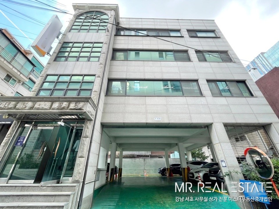 신사역 도보2분 교회 선호 2,3 층 통임대 인테리어 완비 매물의 20번째 사진