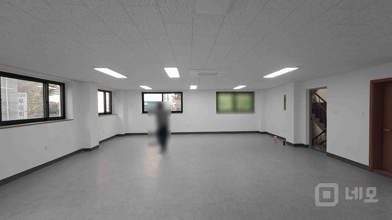 🏢 [홍대입구역 인근] 2층 단독 사무실 — 바로 사용 가능! 매물의 3번째 사진