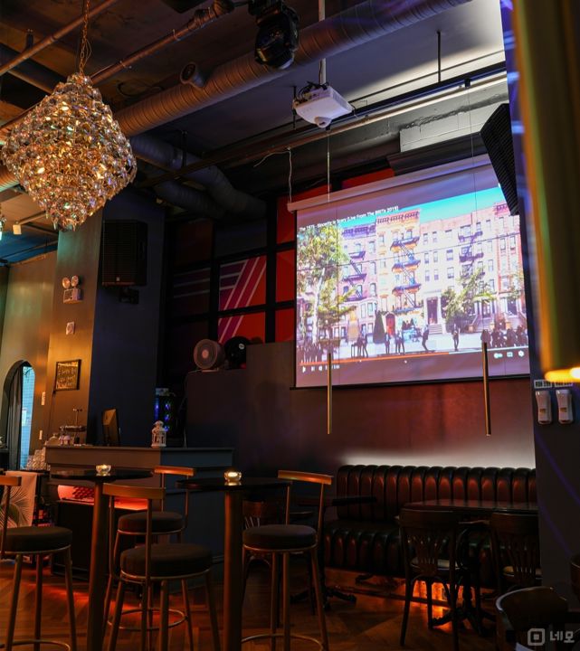 유동인구 많은, 동교동 홍대입구역 부근 술집 매물의 4번째 사진