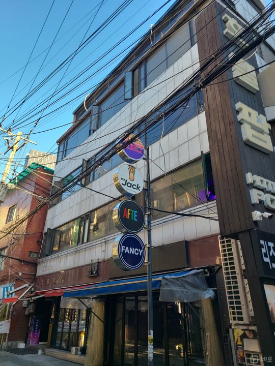 낙원동 복합상권에 위치한 호프집 매물의 6번째 사진