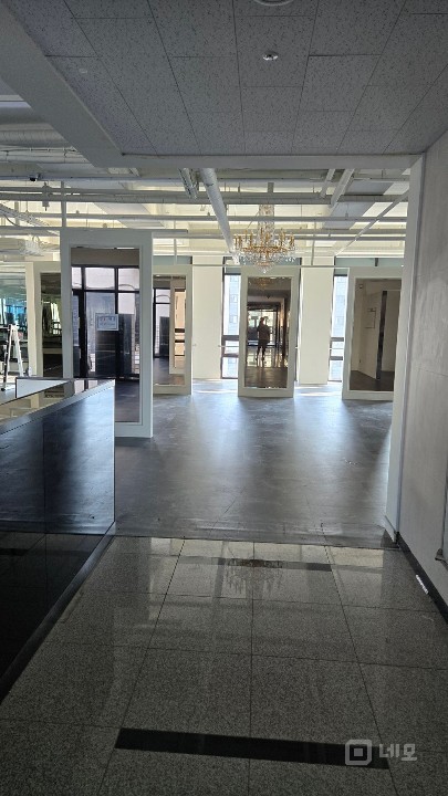 [임대/매매] 경기 김포시 태리로 287 준공 3년 대로변 상가 임대 매물의 3번째 사진