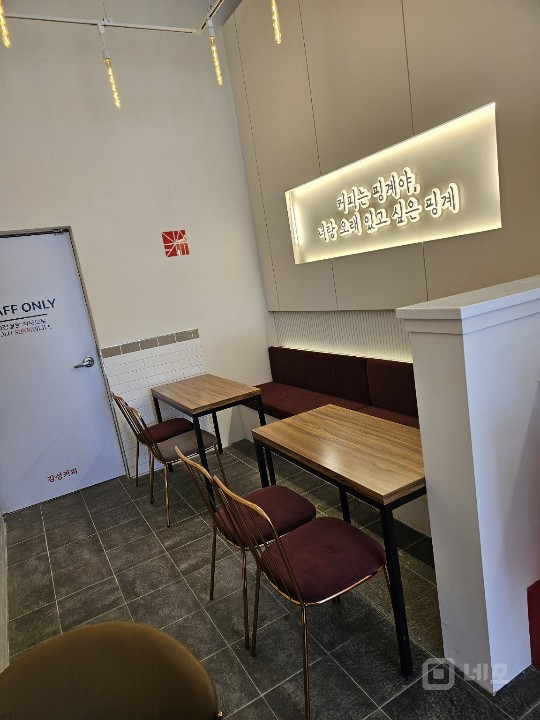 법원앞 성원중인 카페 임대 매물의 5번째 사진