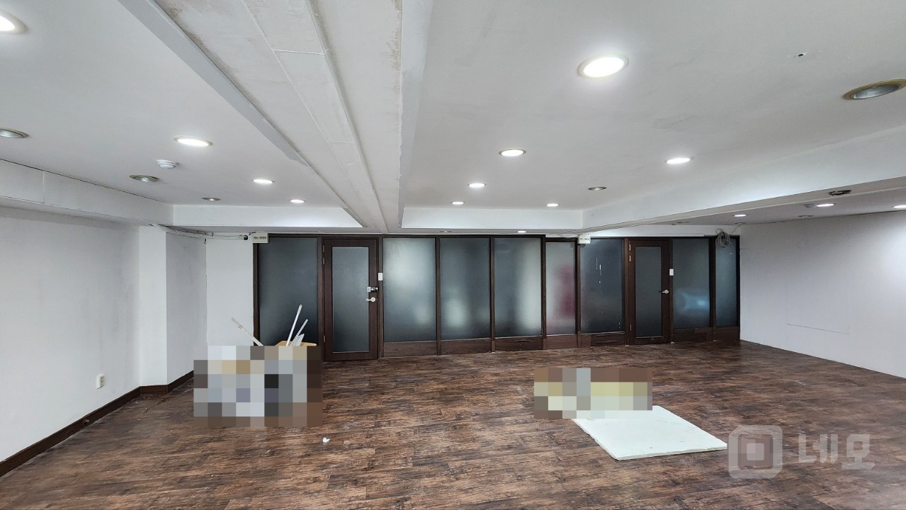 동대문역 인근 엘베O 주차O 저렴하고 반듯한 사무실 창고 매물의 4번째 사진