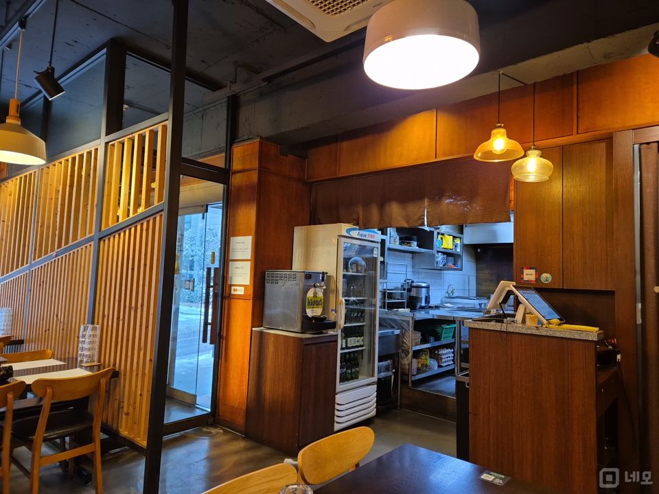 논현동 위치조건 훌륭한 음식점 매물의 2번째 사진