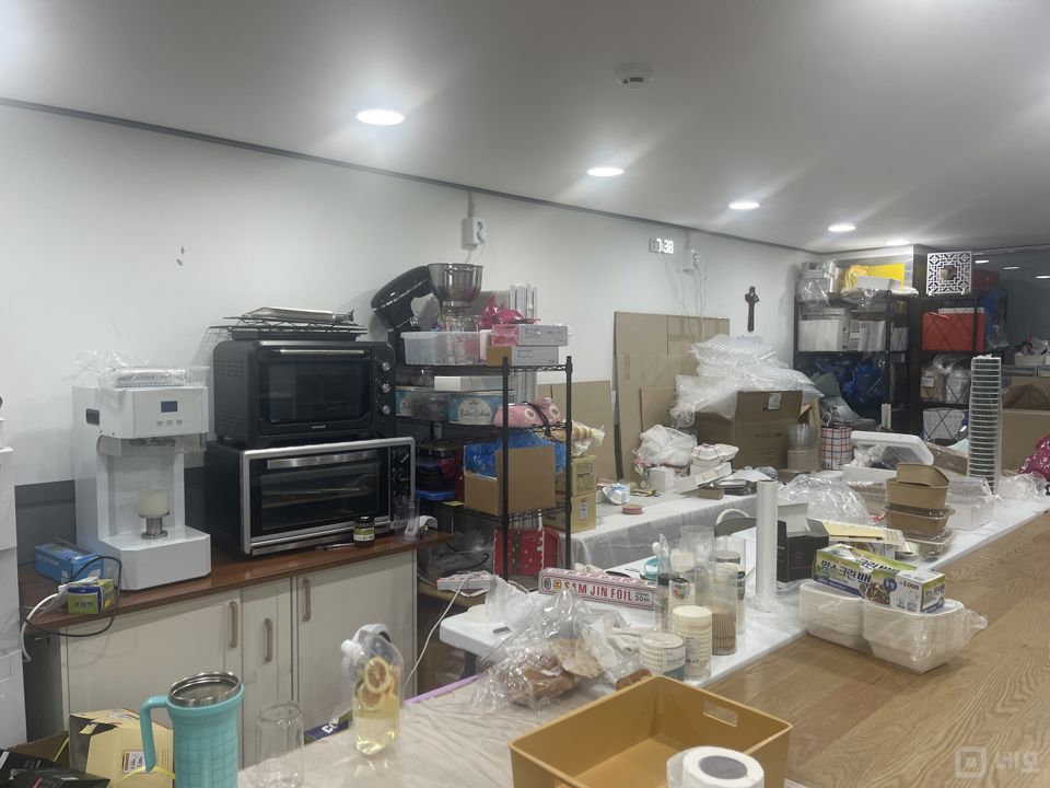 정동 역세권, 다양하게 이용 가능한 샌드위치점 매물의 2번째 사진