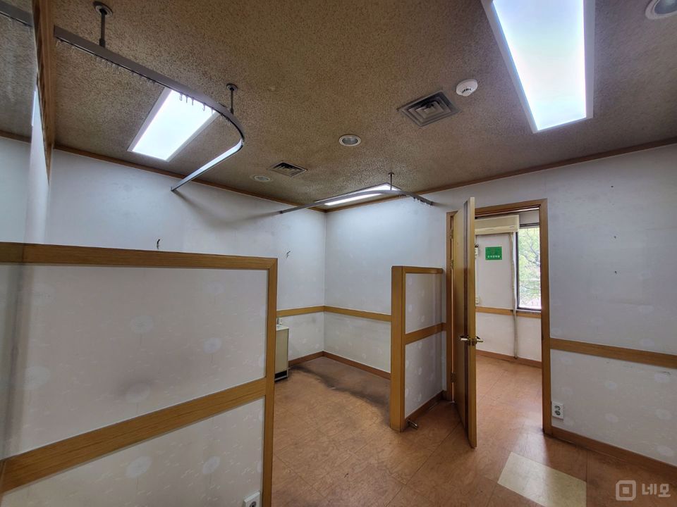 신사동 대로변 상권 좋은 사무실 매물의 3번째 사진